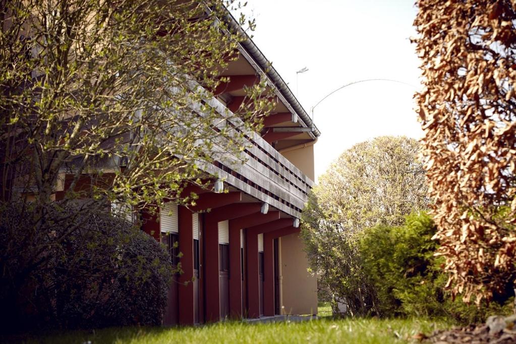 Greet Hotel Châtellerault Eksteriør billede