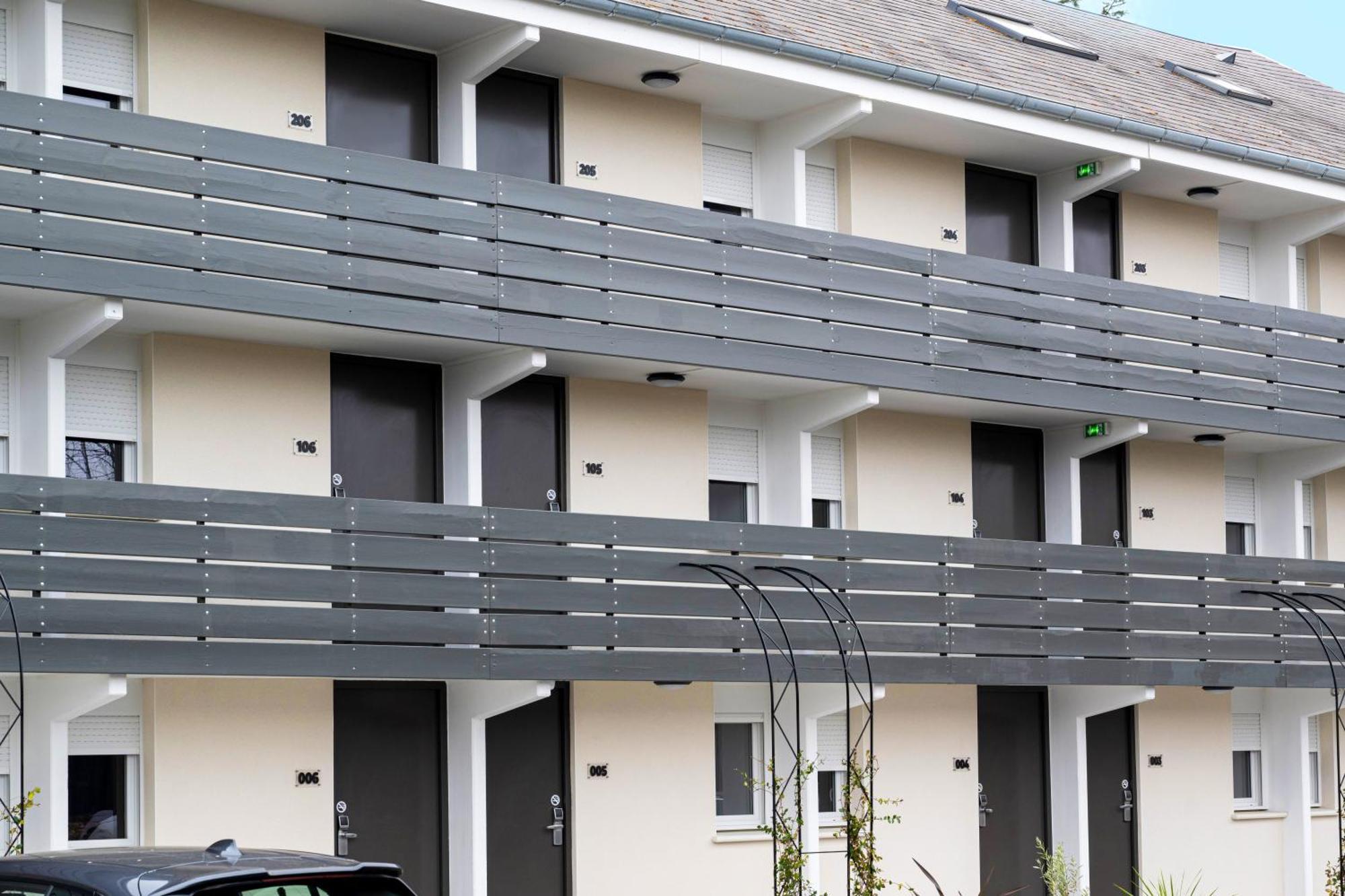 Greet Hotel Châtellerault Eksteriør billede