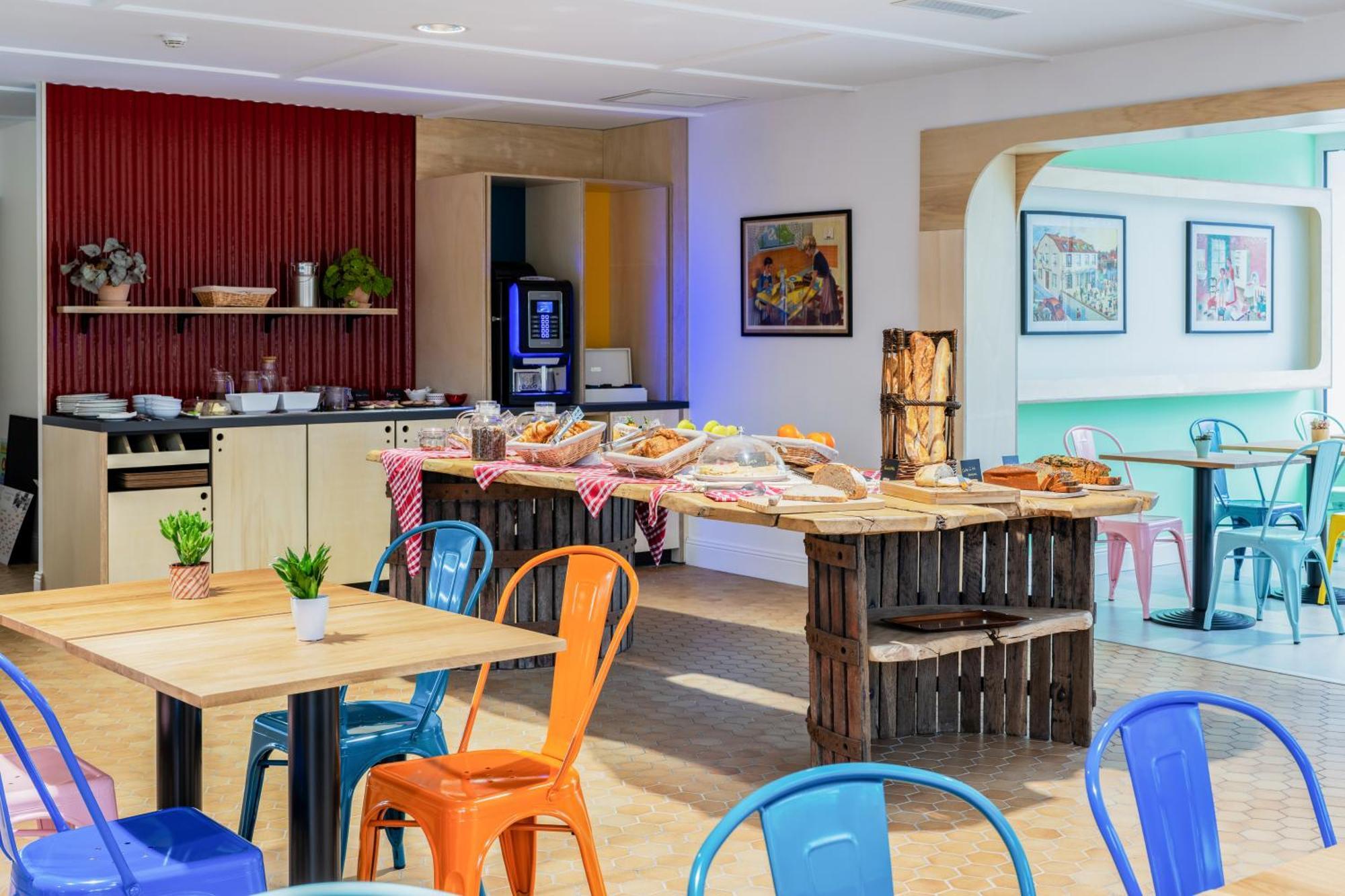 Greet Hotel Châtellerault Eksteriør billede